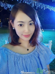 �����������ع� Ů�����պͻ�ױ������